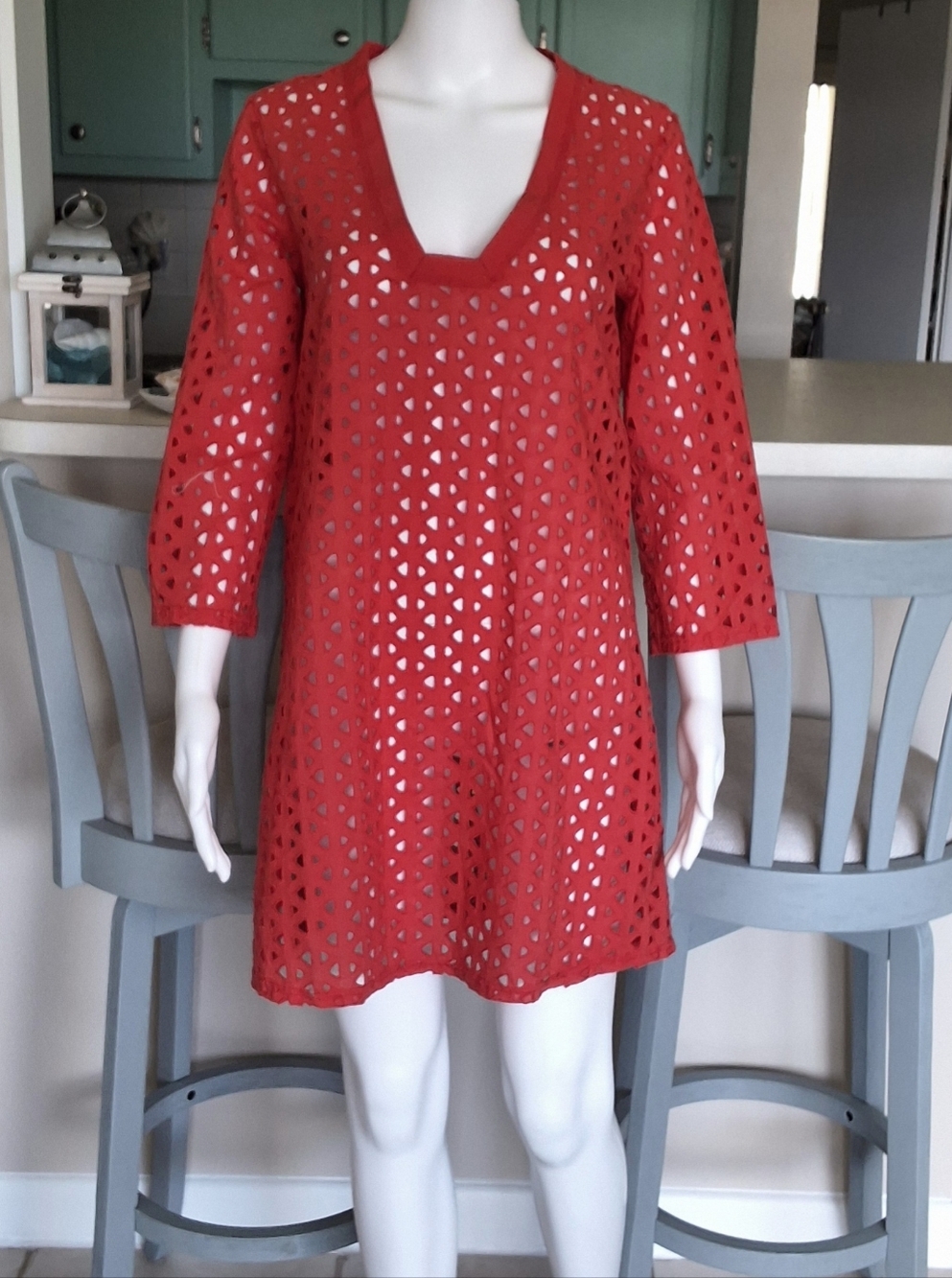 Beautiful Jordan Taylor Coral Pointelle V-Neck Bathing Suit Cover-up - Sm. NWOT